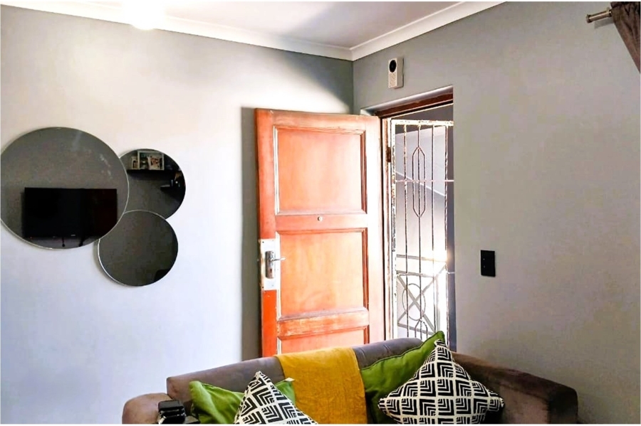 1 Bedroom Property for Sale in Retreat Western Cape